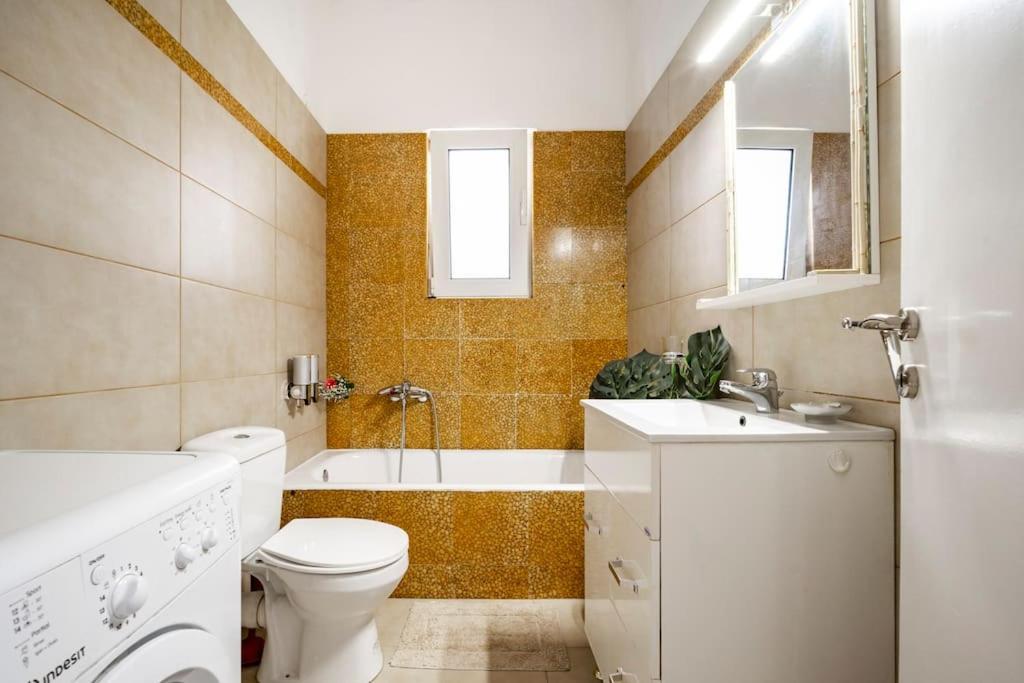 Athens Paradise Cozy 53 Sqm Apartament Near To Metro Zewnętrze zdjęcie