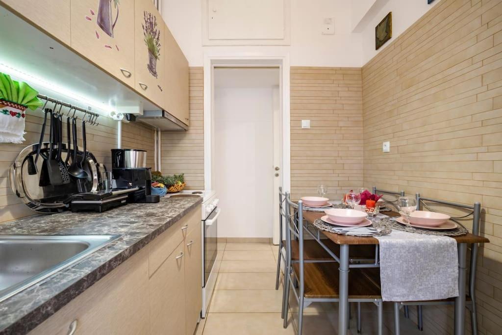 Athens Paradise Cozy 53 Sqm Apartament Near To Metro Zewnętrze zdjęcie